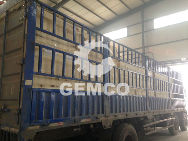 200a-3 

big oil press in container